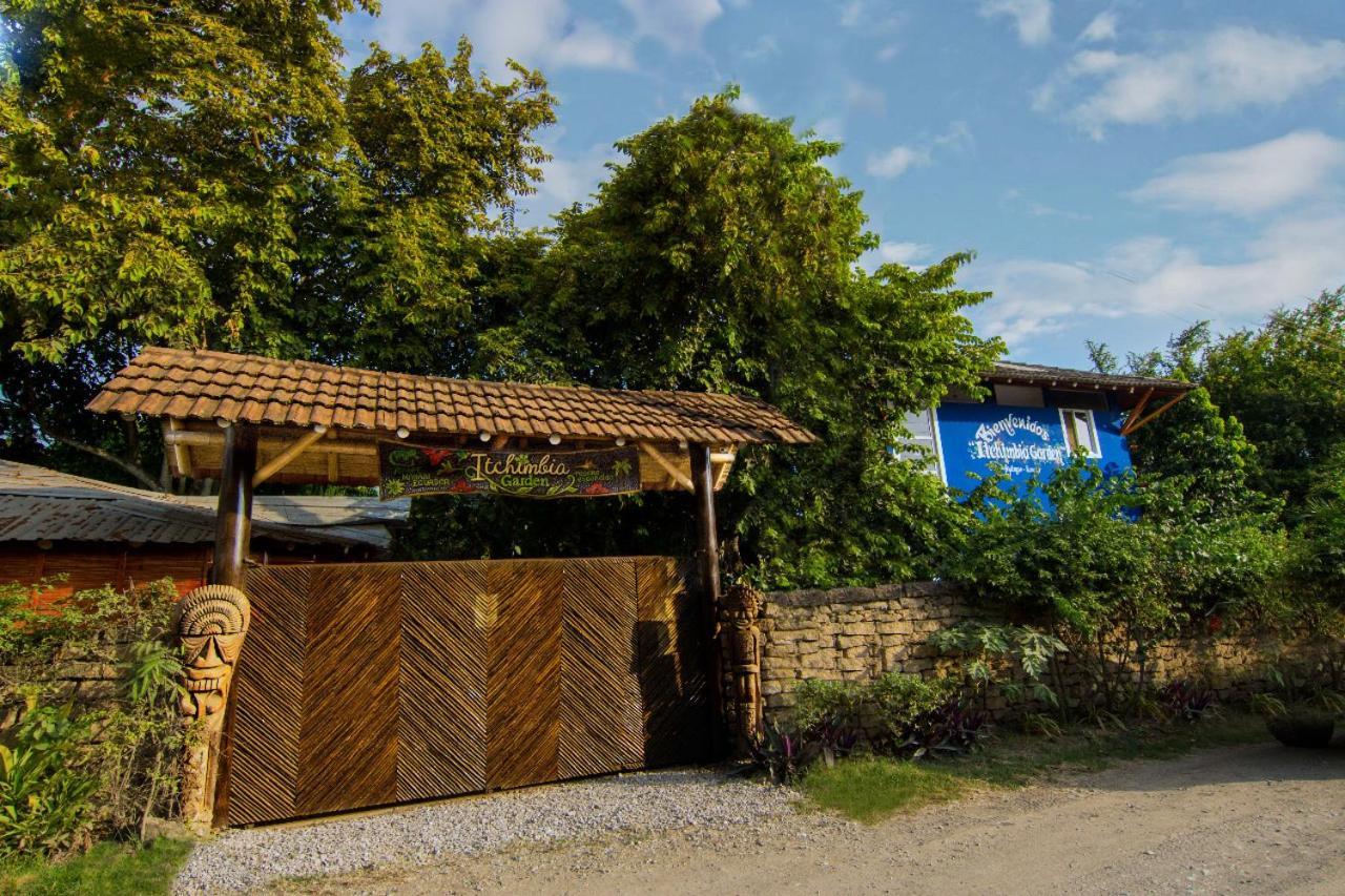 Itchimbia Garden Ayampe Montana Y Mar Villa Exterior photo